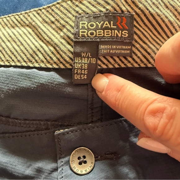Royal Robbins Convoy Utility 10" Inseam Shorts Size 38 - Picture 5 of 7